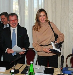 Governo Berlusconi III: ottavo mese