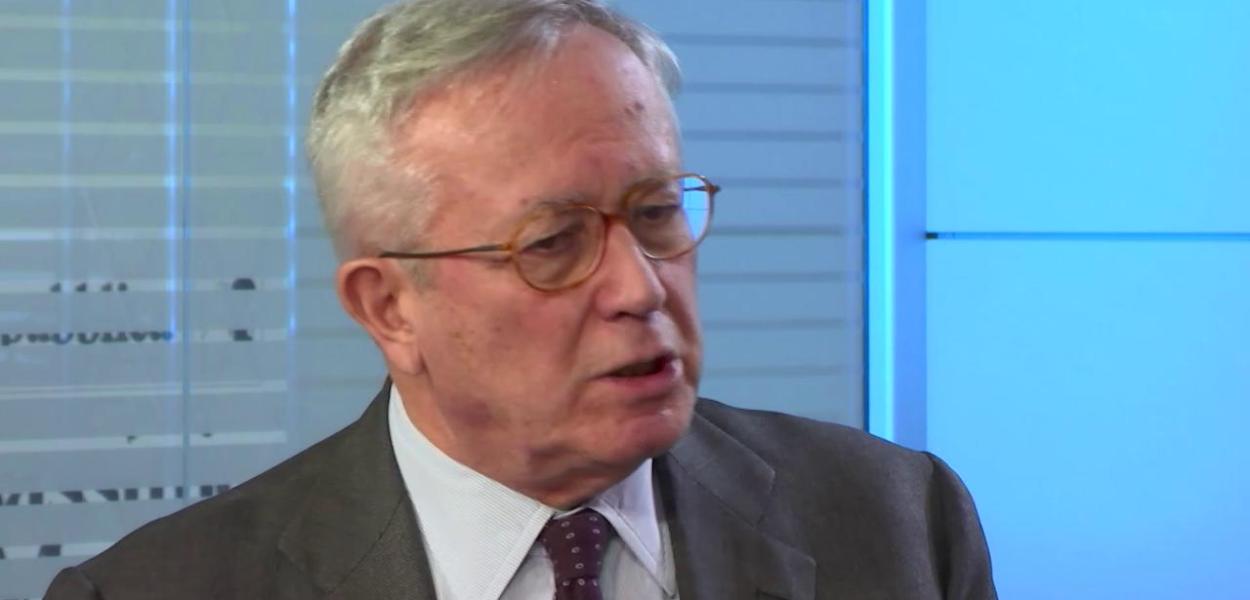 Governo Berlusconi III: nono mese