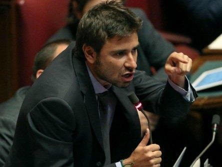 Di Battista e la visione grillina dell'Isis