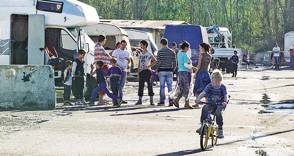 Nel torinese autobus solo per rom