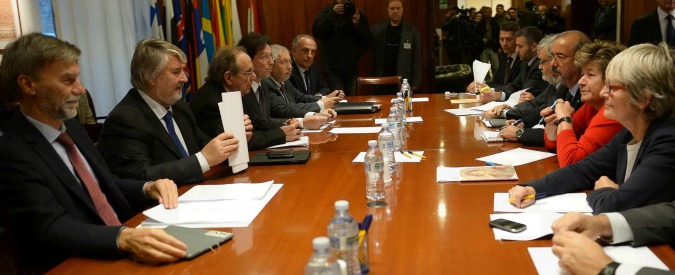 Tavolo governo - sindacati: nessuna facoltà di trattare