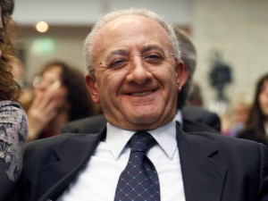 Caso De Luca, sospesa la sospensione.