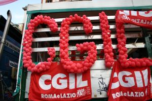 La Cgil perde iscritti