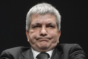 Vendola vorrebbe la grande Sel, i fuoriusciti Pd no ....