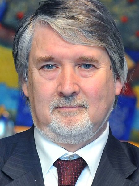 Poletti, i trentenni e i contratti di lavoro