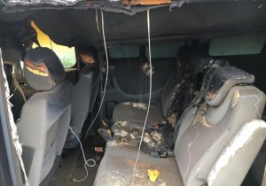 Clementino rifiuta di collaborae con dei camorristi e li fa arrestare