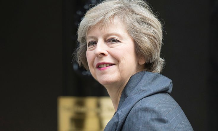 Brexit al via. Per Theresa May è "il momento di restare uniti"