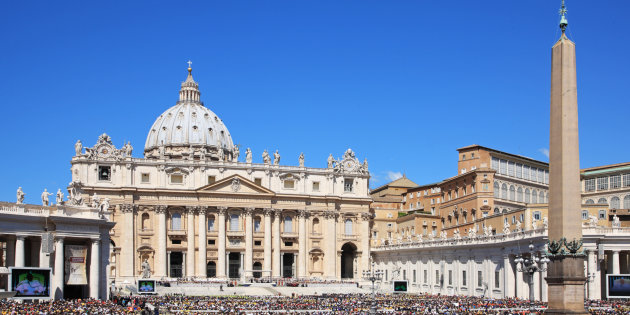 Mafiosi e corrotti, il Vaticano valuta la scomunica