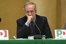 Veltroni si dimette da segretario Pd