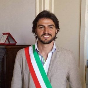 Inchiesta sulla gestione dei rifiuti, indagato il sindaco di Bagheria Cinque (M5S)