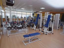 Ragazzino 15enne violentato in palestra