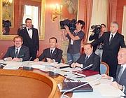 Il primo cdm è a Napoli e vara il decreto rifiuti