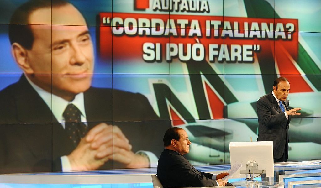 Alitalia, Berlusconi passa e chiude