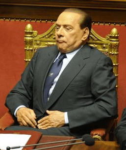 Berlusconi ottiene la fiducia