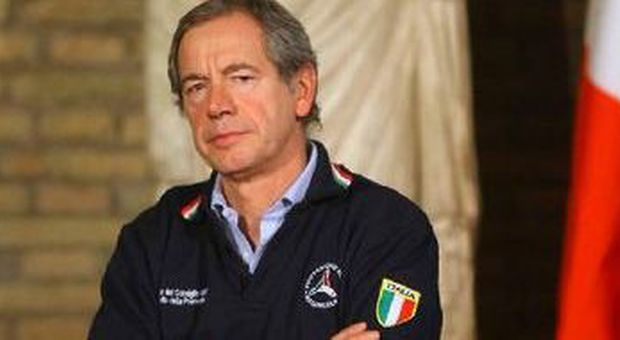 Bertolaso va in pensione e si dimette