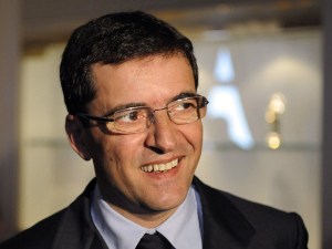 Cosentino si dimette, Berlusconi respinge le dimissioni