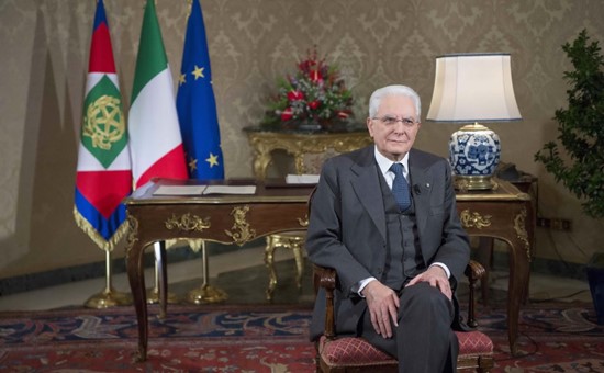Discorso fine anno, Mattarella: "Penso ai diciottenni che voteranno, i partiti guardino al futuro"