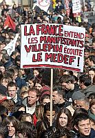 Francia: il Parlamento approva la legge che sostituisce il Cpe