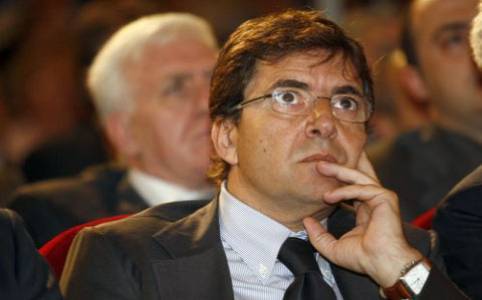 Intercettazioni Cosentino, i finiani votano con l'opposizione