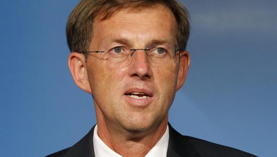 Lo Slovenia svolta a sinistra: vince il giurista Cerar