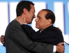 Ma Berlusconi lancia l' ultimatum Gianfranco dica sì o è fuori dal partito