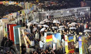 Muro Berlino, leader da tutto il mondo per i 20 anni dal crollo