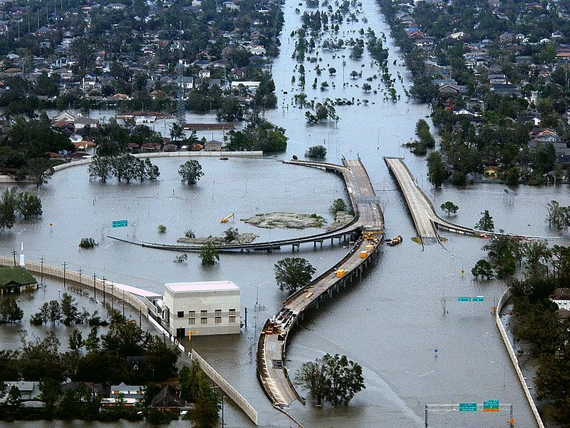 New Orleans, iniziata l'evacuazione.