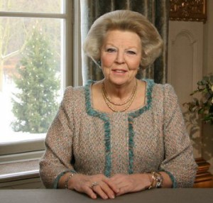 Olanda, la regina Beatrice abdica