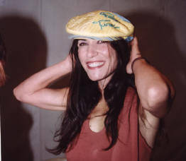 Paola Turci "Mangiatrice di uomini", il nuovo singolo. A fine settembre il nuovo cd