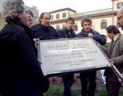 Pinelli: ora ci sono due targhe a Milano