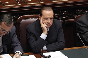 Reazioni alla bocciatura della sfiducia al governo Berlusconi IV°