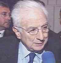 Senato, Cossiga ad Andreotti: rinuncia a candidarti a presidenza