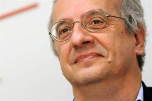 Veltroni: «Torno a partecipare alla vita del Pd»