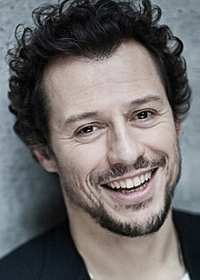 Stefano Accorsi: “Sì alle nozze gay”