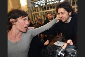 Il processo a Cappato finisce alla Consulta, l'imputato: "Grazie dj Fabo"