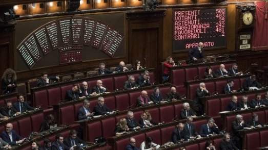 La Camera approva la missione in Niger: 470 uomini contro il traffico di esseri umani