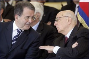 Napolitano respinge le dimissioni di Prodi e lo rinvia in Parlamento