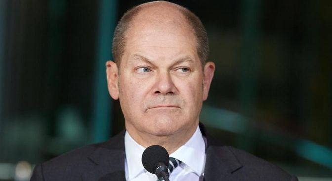 Germania: Spd nel caos, eletto ad interim il vice di Schulz