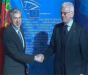 Trattato: il neo-presidente dell'Unione Socrates presenta il calendario