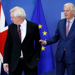 Brexit, Barnier: "Abbiamo un accordo per transizione fino al 2020"