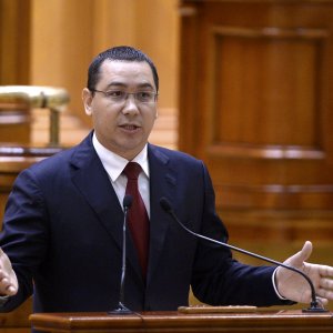 Romania, premier Ponta e governo si dimettono per il rogo in discoteca