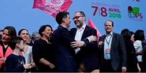 Faure chiama alla "renaissance" i socialisti francesi