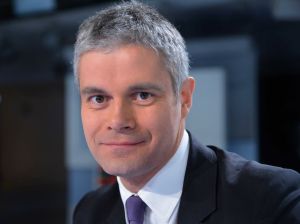 Francia: Wauquiez confermato leader dei Repubblicani