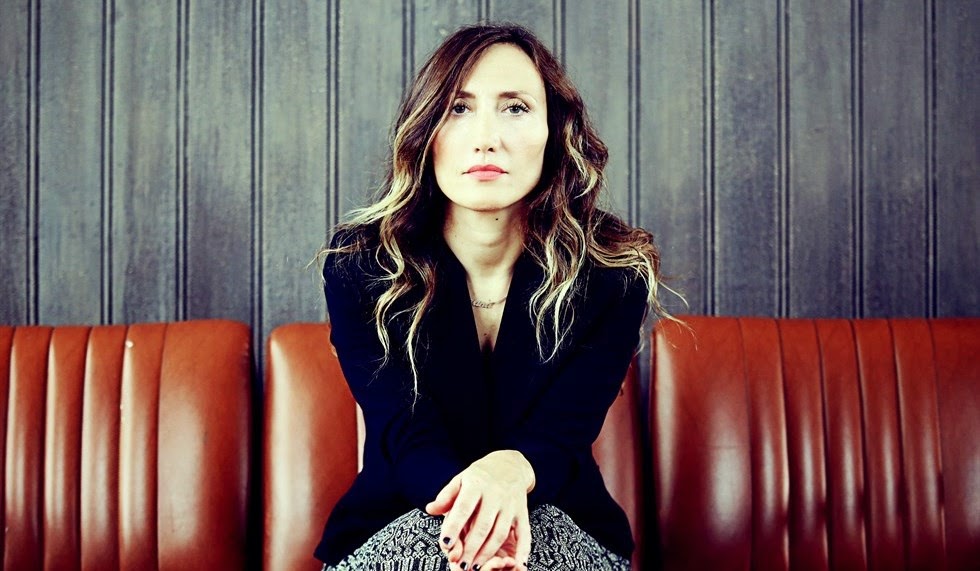 La tendenza a ricondurre l’astratto a forme ed oggetti comunemente riconoscibili