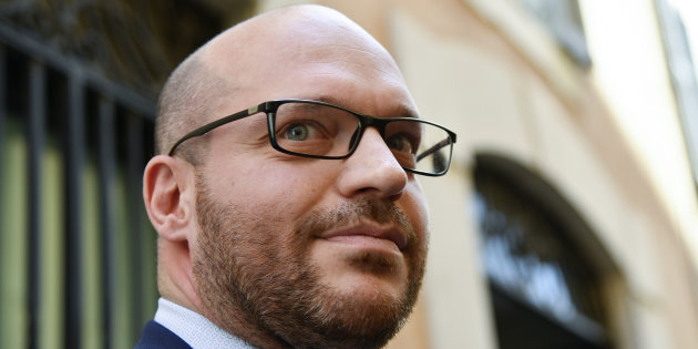 Per Fontana le famiglie lgbt non esistono. La Corte Costituzionale la pensa diversamente.