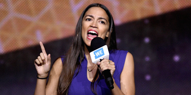 Usa, nel Midterm Sanders rieletto, Ocasio-Cortez la più giovane e la prima musulmana Rashida Tlaib