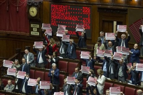 Manovra, alla Camera passa la fiducia con 327 sì, 228 no e un astenuto
