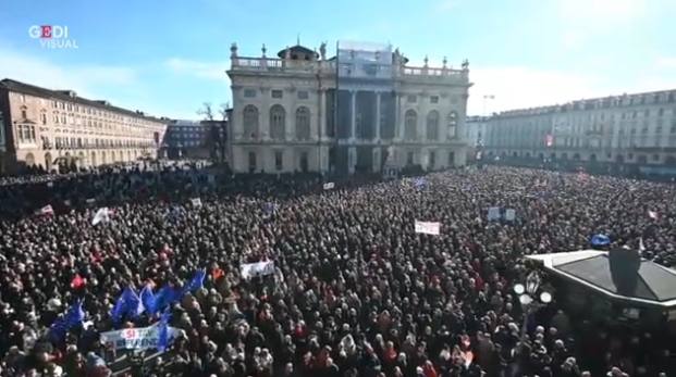 I sì Tav tornano in piazza a Torino: flash mob per sostenere l'opera