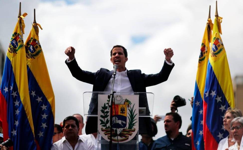 Venezuela. «Si, se puede», Guaido si proclama presidente