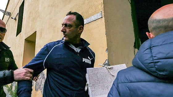 Tangenti stadio Roma: arrestato Marcello De Vito, presidente M5S assemblea capitolina Intercettazioni : "Distribuiamoci i soldi"